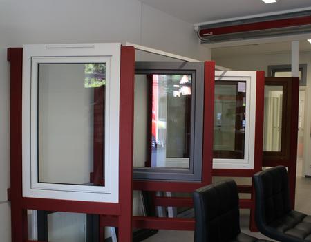 Ausstellung | Showroom | Muster